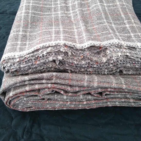 5.3yd 62"w Brown/cream 100% premium Tweed Wool plaid fabric from Paris. - Picture 7 of 7